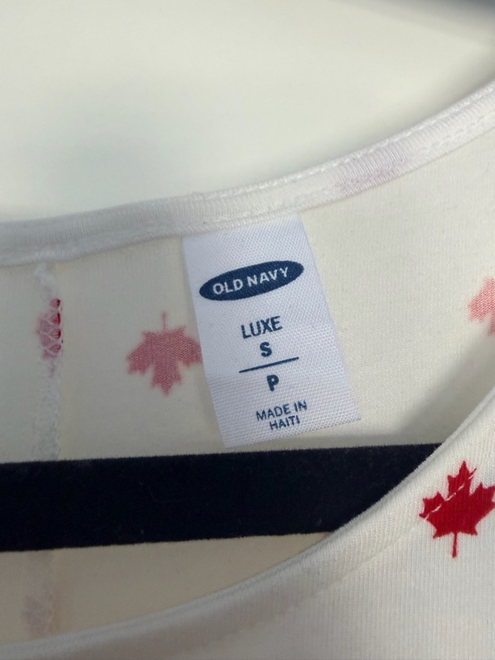 Old Navy Luxe White Tank Top with Red Maple Motif - Picture 3 of 4
